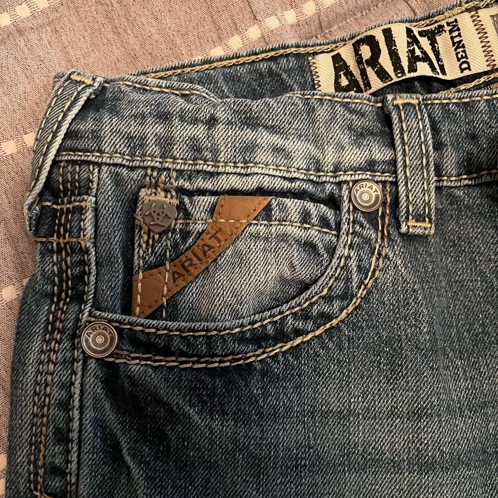 Ariat Boy's Relaxed Fit Denim Jeans - Picture 10 of 12